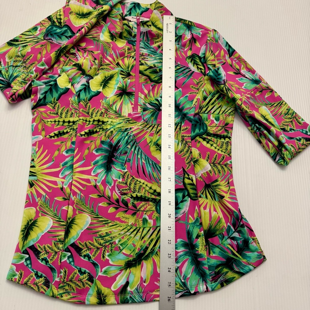 Tommy Bahama Golf Women’s Pink Green Tropical Floral Quarter Zip Top Large - Picture 7 of 8